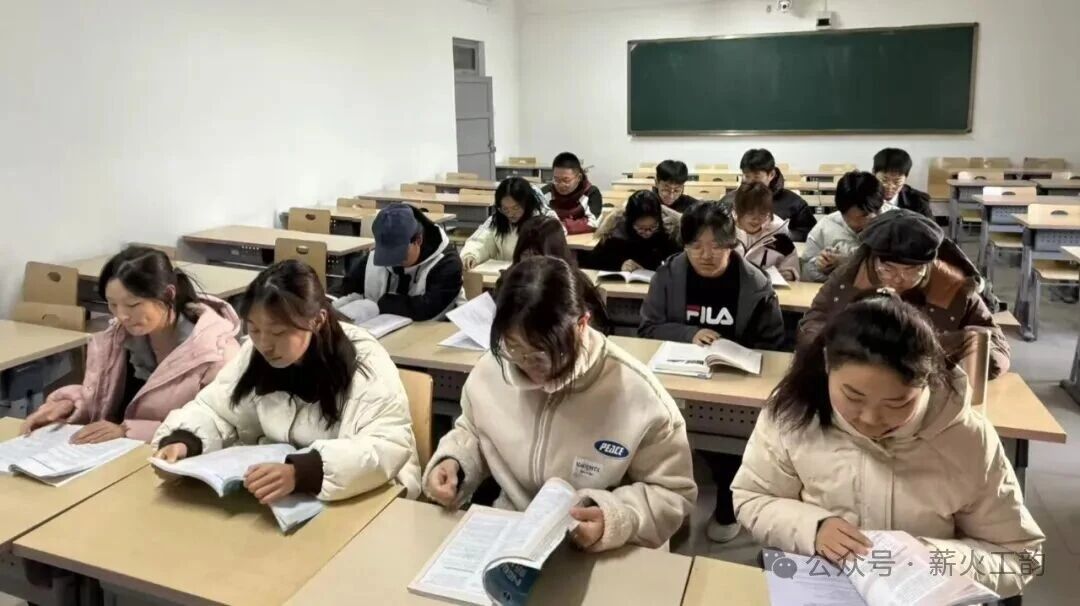 晨光作伴，青春起航——工会学院晨读晨练阶段性成果展示