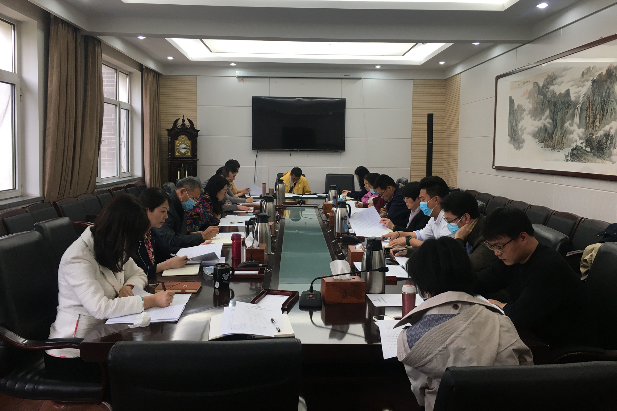 学校召开基层党组织工作会议学习贯彻《中国共产党高等学校基层组织工作条例》