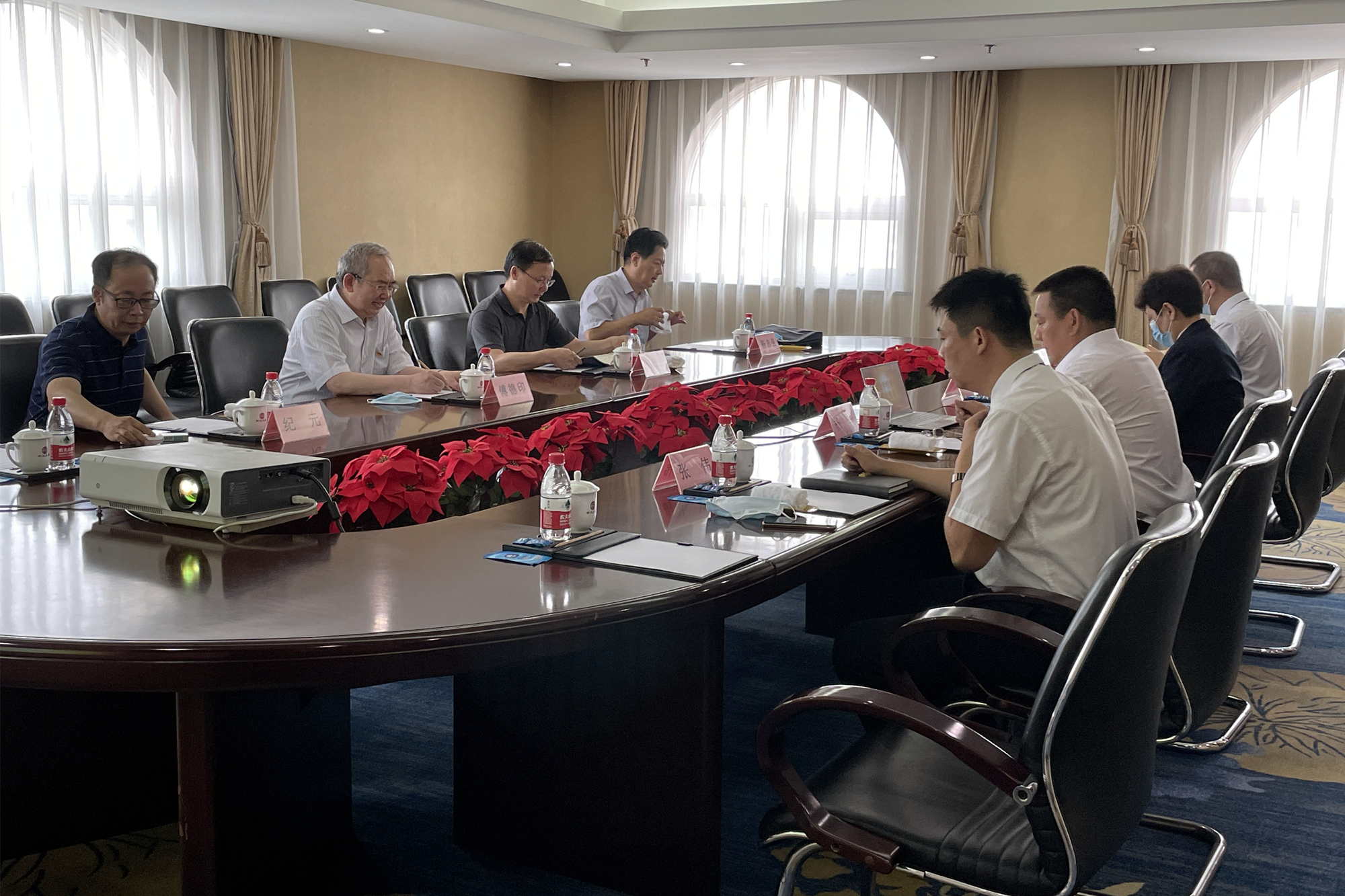 学校领导赴中工大厦调研指导