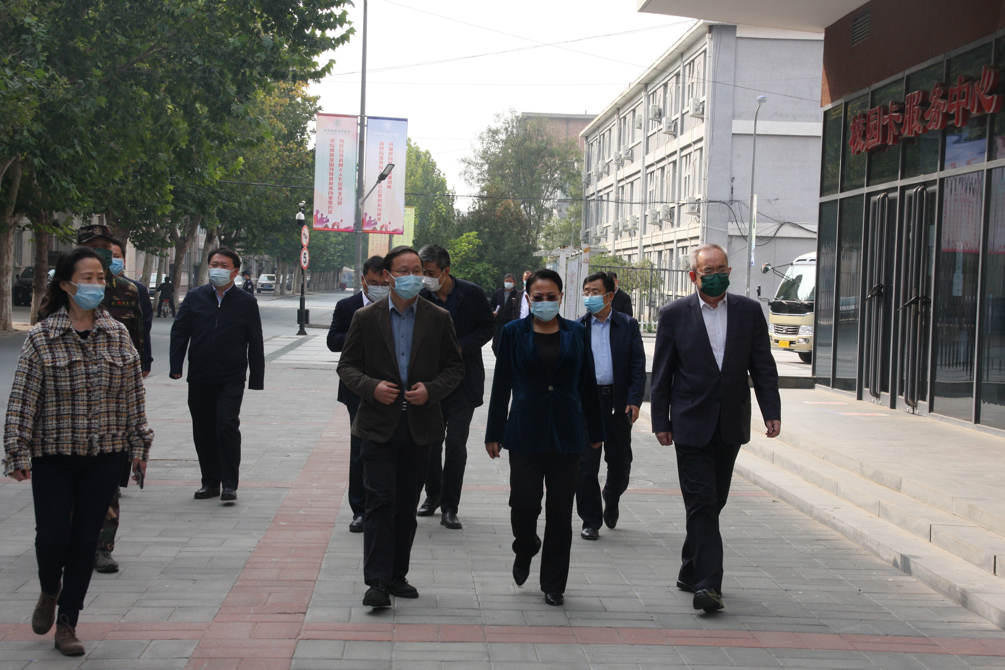 保定市副市长杨伟坤一行来涿州校区调研检查