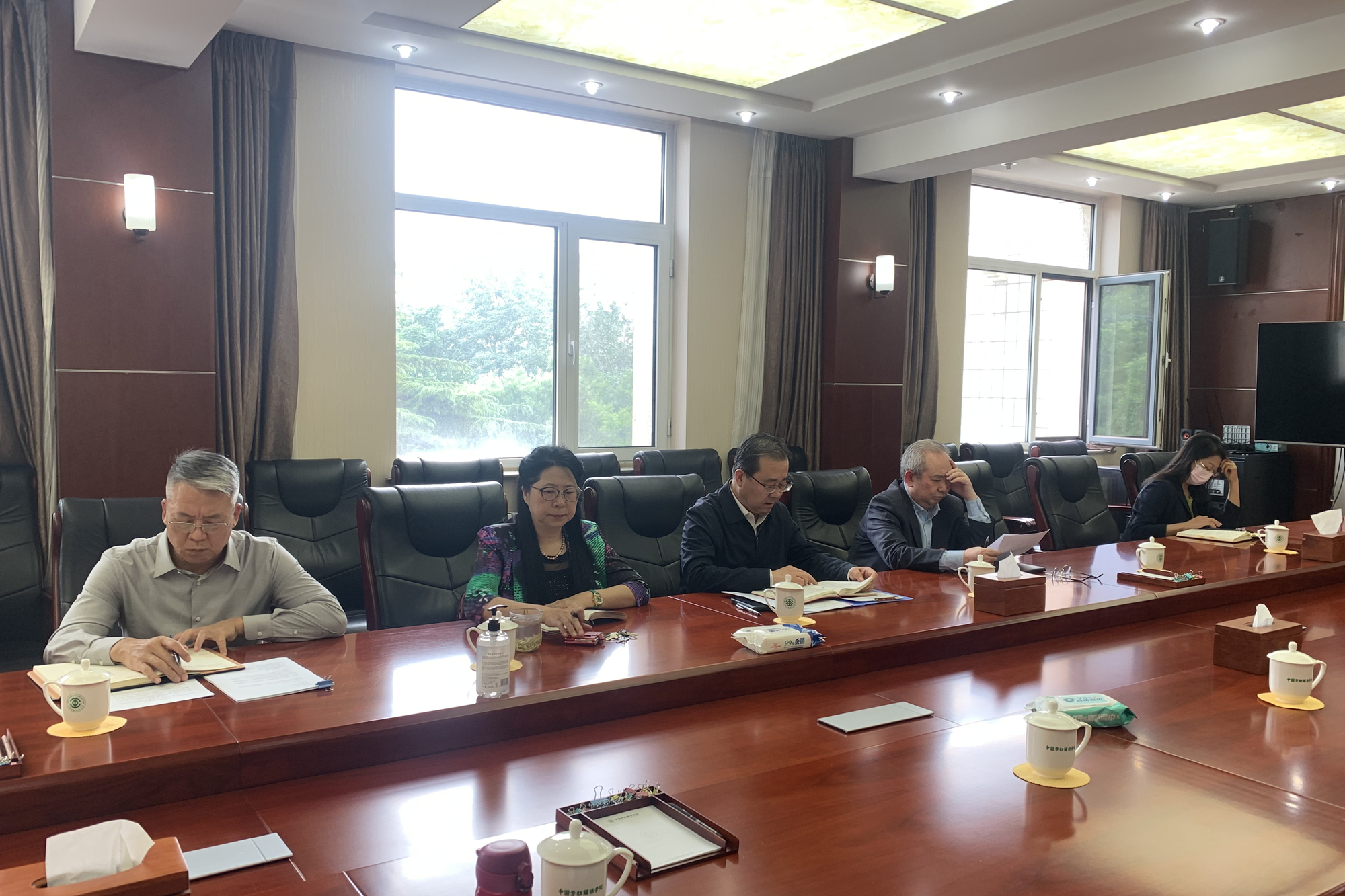 学校召开全力促进2023届毕业生就业创业工作推进会