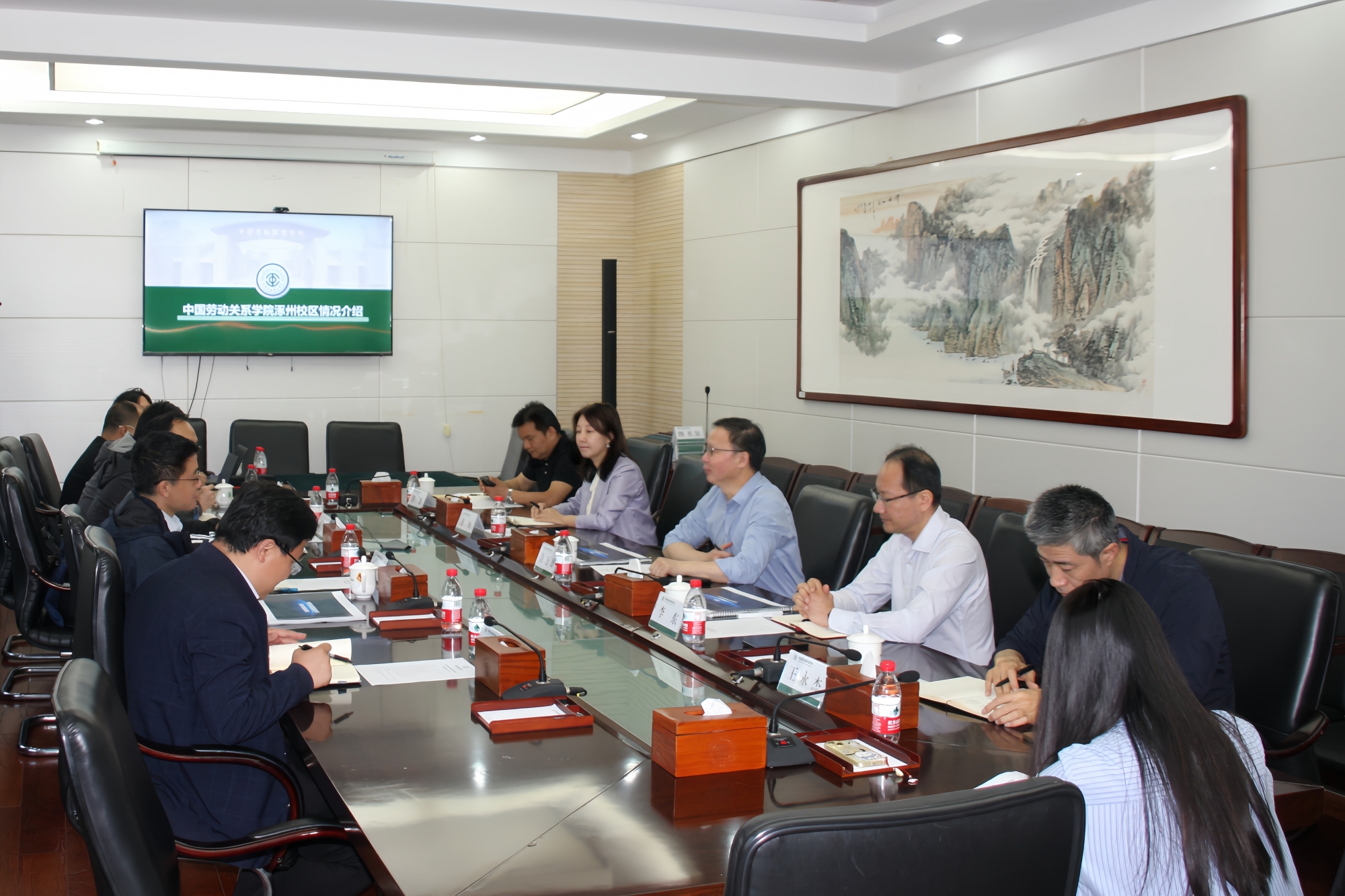 中共中央直属机关事务管理局基建处赴涿州校区调研踏勘基建项目