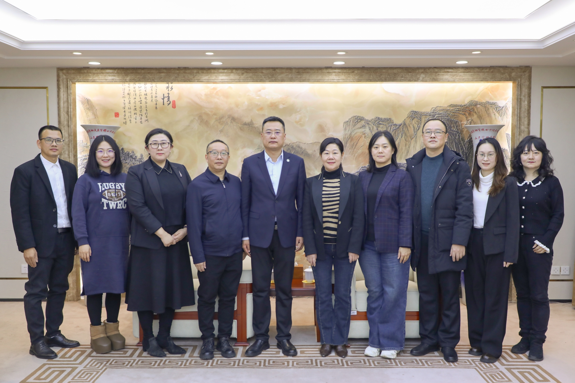 汕头市总工会程晓群书记一行来访