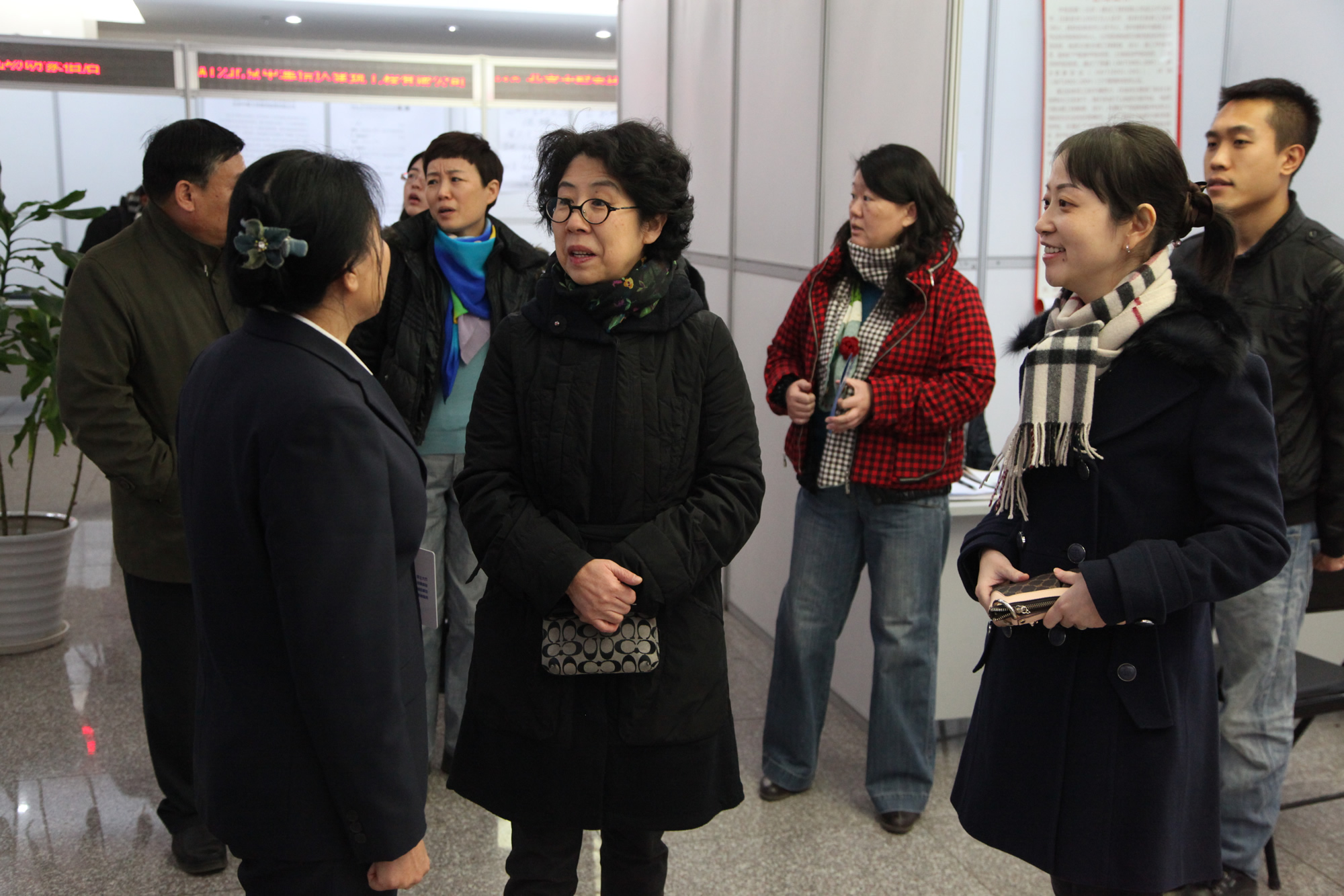 我校举办2014届毕业生校园专场双选会