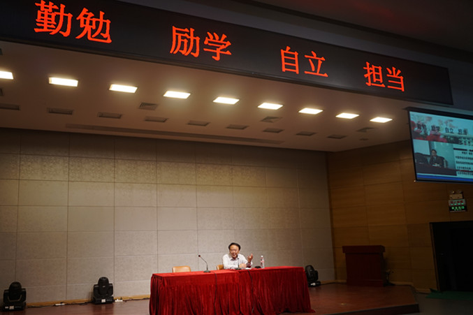 李德齐院长与2015级新生共话大学生活 
