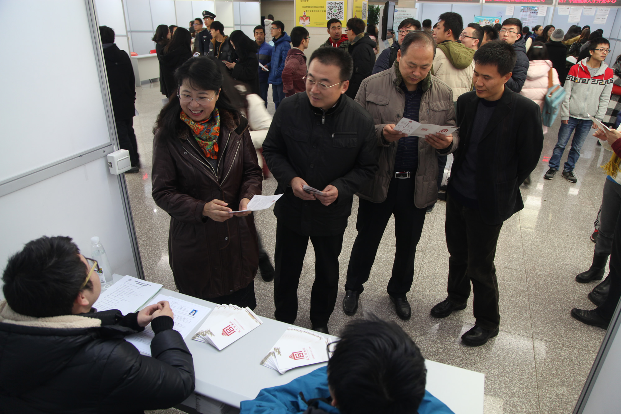 我校举办2016届毕业生校园专场双选会