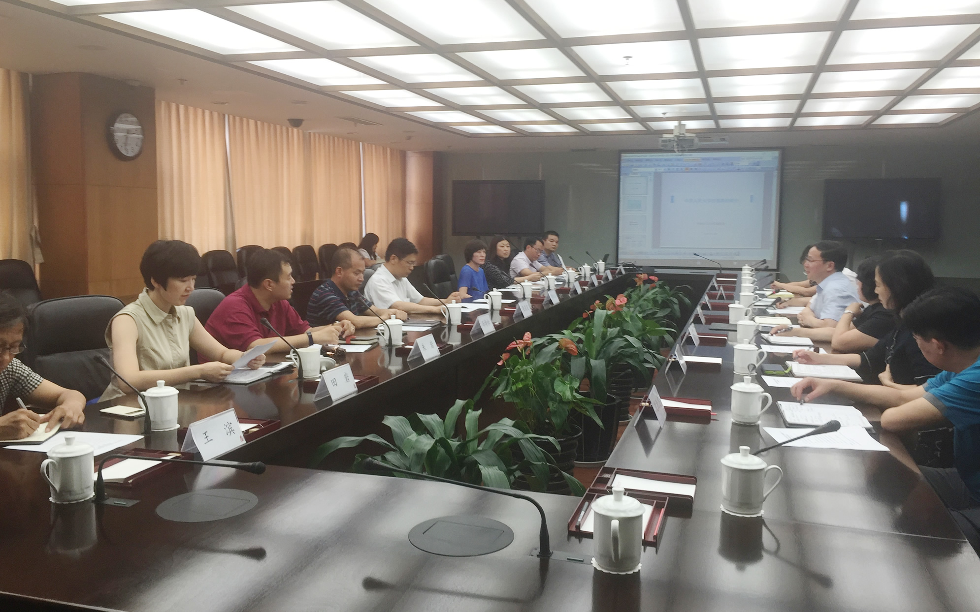 我校调研组赴中国人民大学调研后勤管理工作