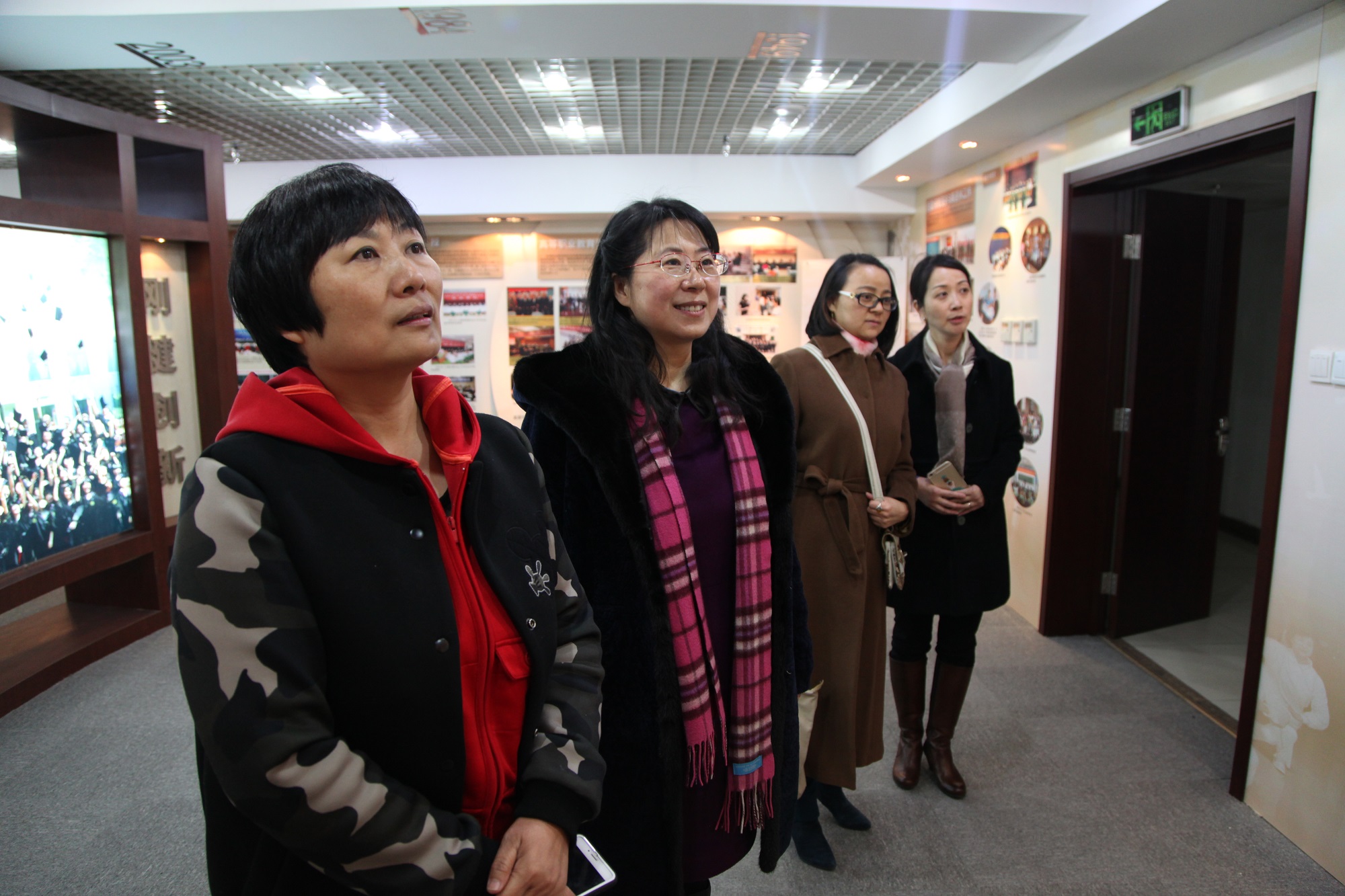 紫竹院学区管理中心张旭画副主任一行来我校调研