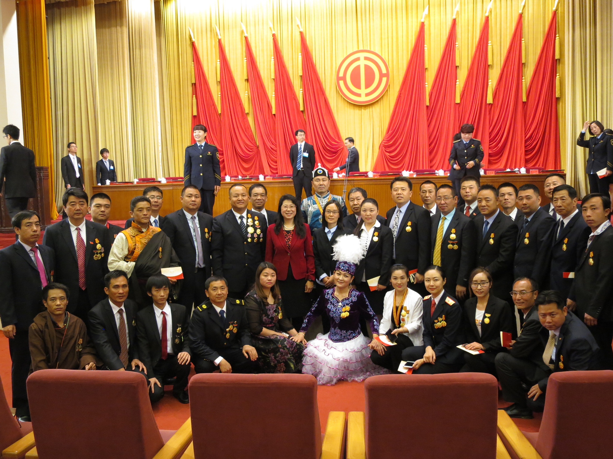 我校劳模班学员参加庆祝“五一”国际劳动节系列活动