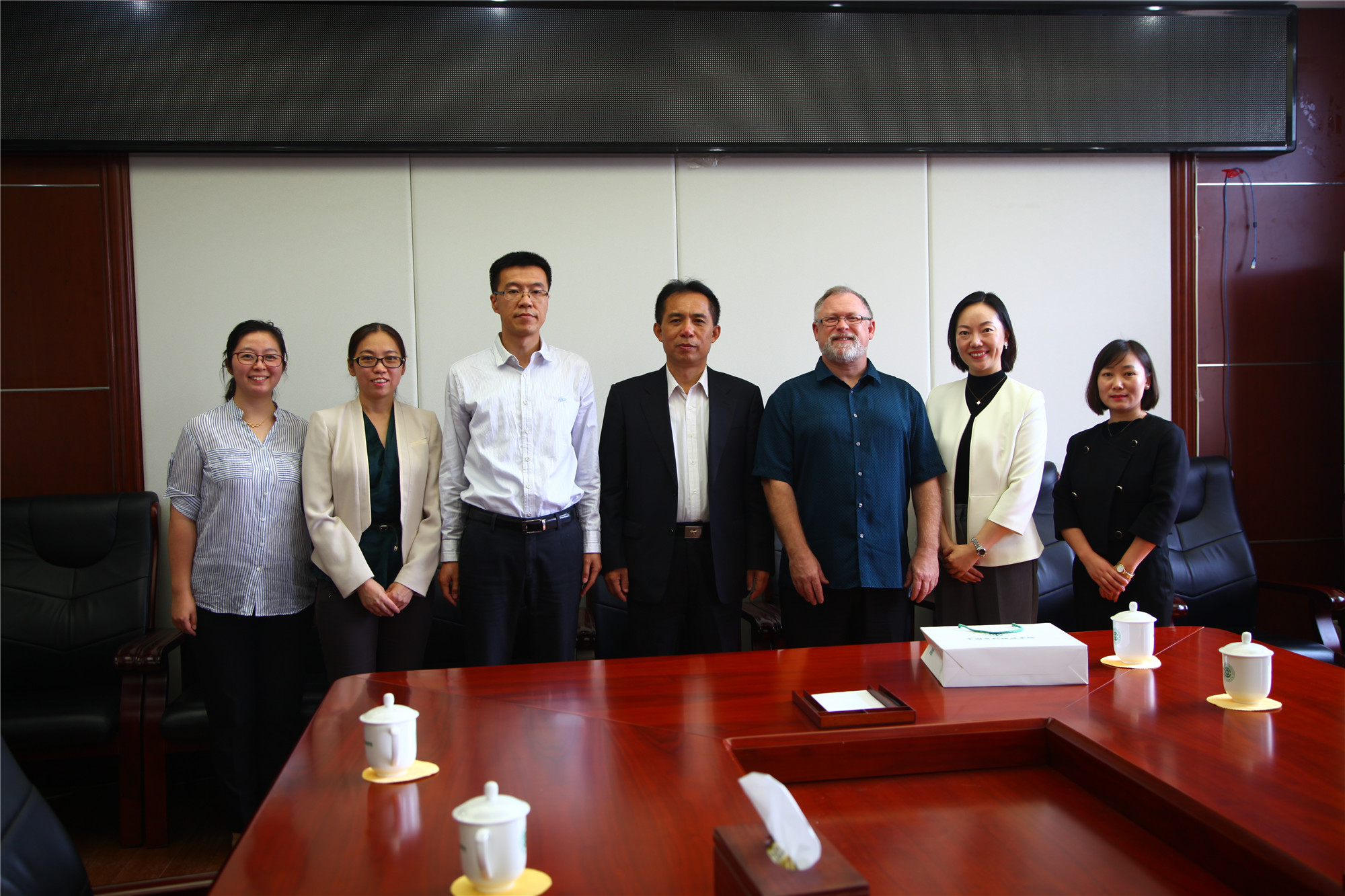 美国圣地亚哥州立大学代表团访问我校