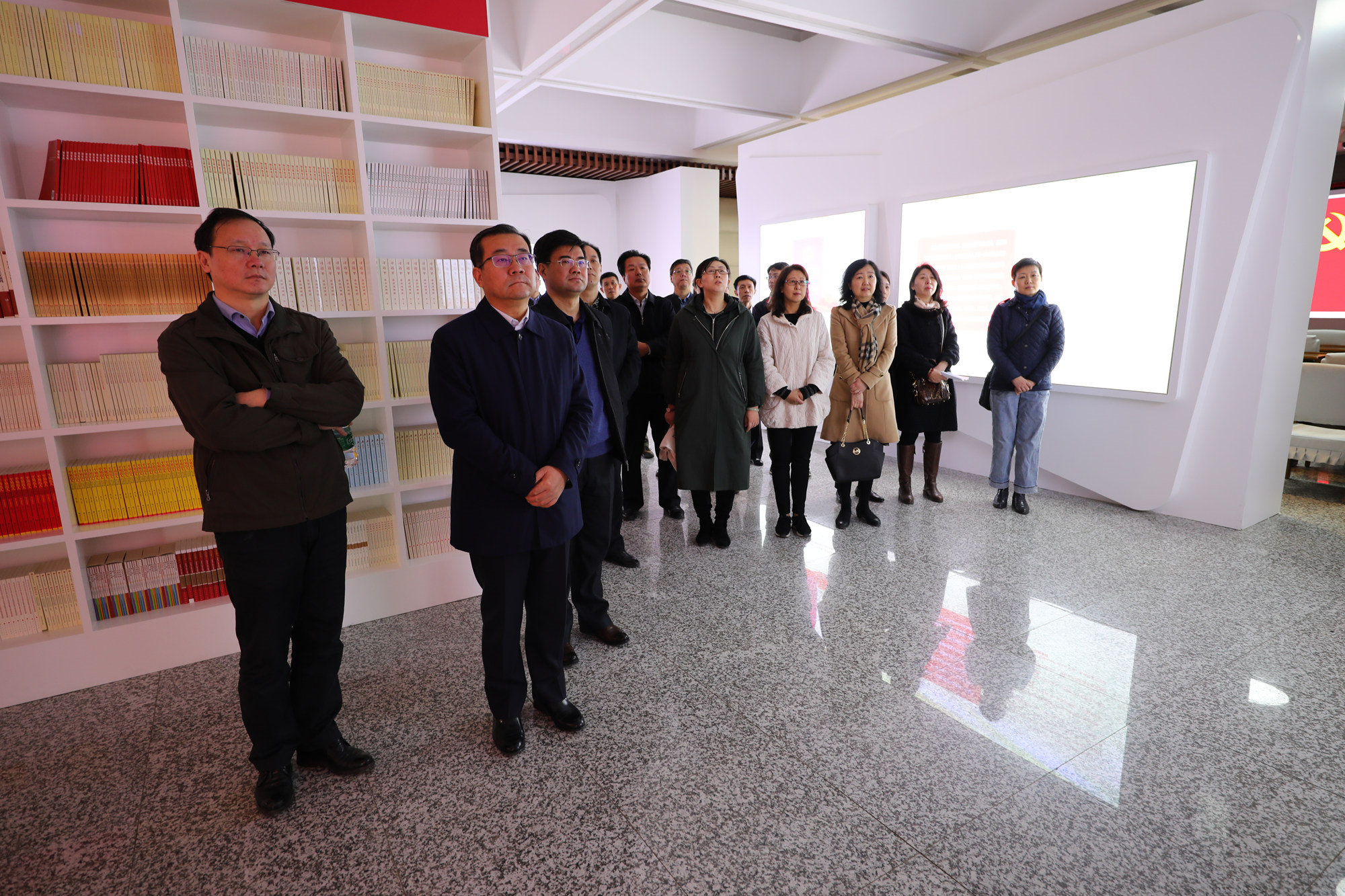 学校组织党员领导干部参观北京市全面从严治党警示教育基地