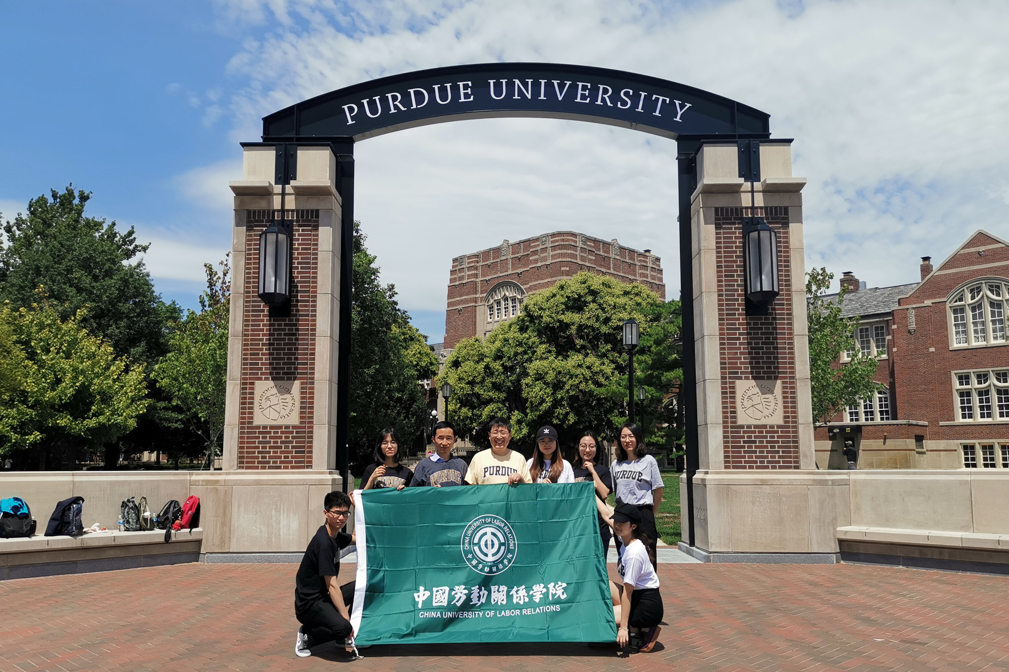 我校师生赴美国普渡大学进行学生科研培训交流