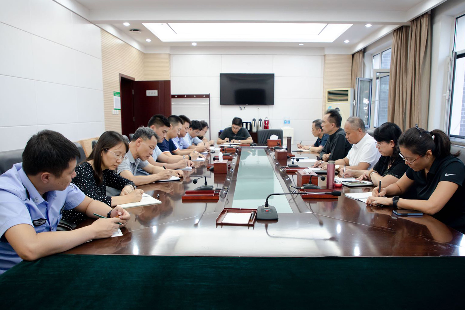 学校召开2019年安全工作会议