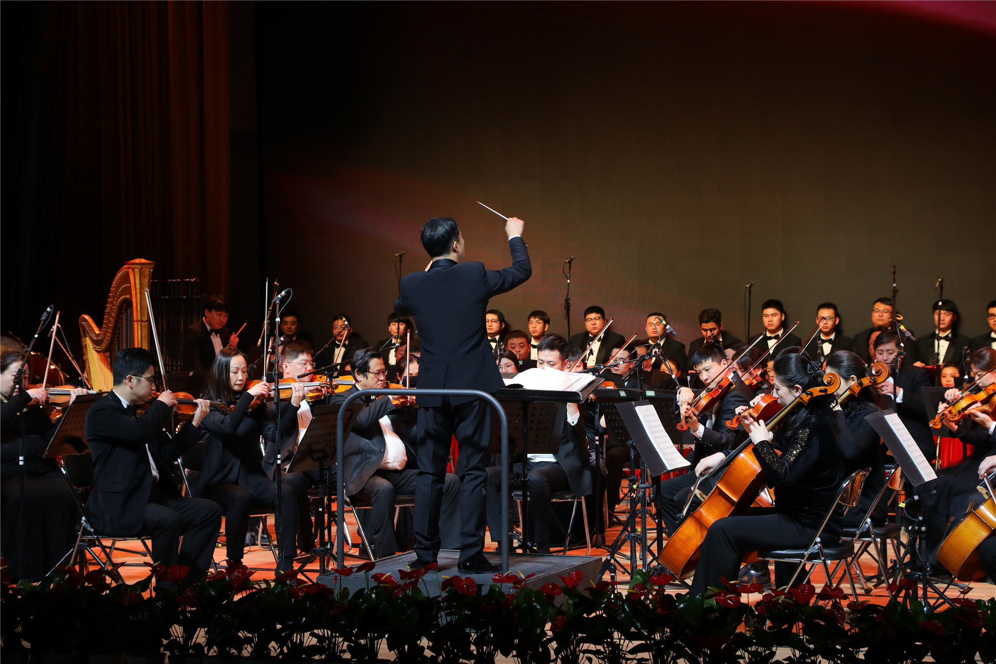 2020年全总文工团新年交响音乐会在我校举办