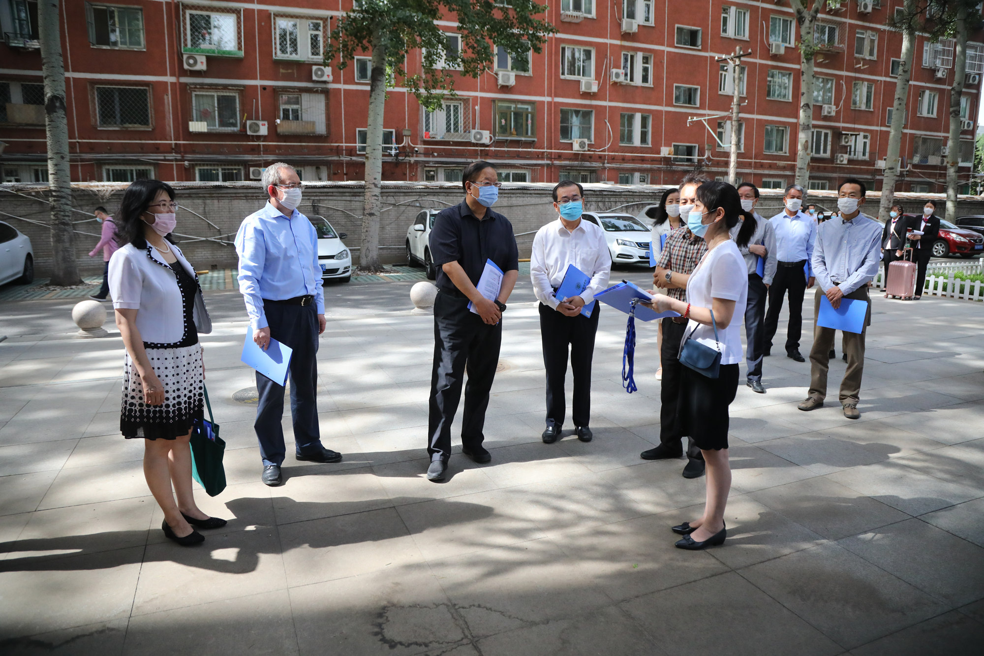 全总领导李晓钟来校视察毕业生返校准备工作