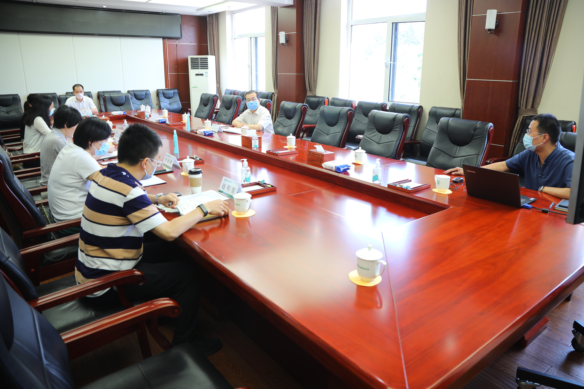 刘向兵书记调研劳动教育中心