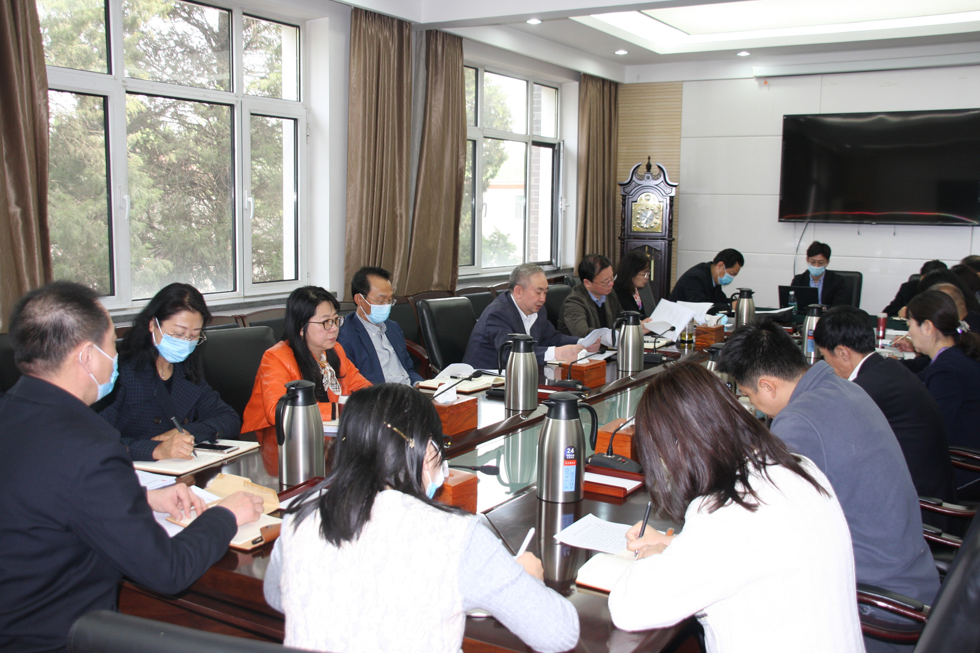 学校党委召开专题会议传达学习习近平总书记在清华大学考察时的重要讲话精神